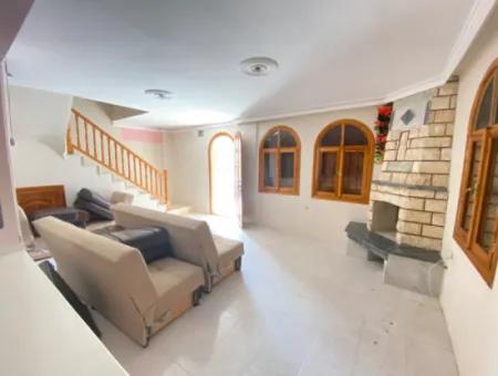 4 1 Villa For Sale With Mustakil Geneş Bahçeli In Doğanbey By The Sea