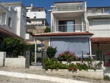 3 1 Villa For Sale In Doganbey With Detached Garden And Sea View