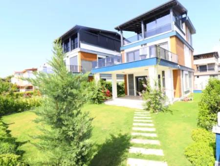 Ultra Lux 4 1Villa For Sale Detached As Single Sea View In Ürkmez