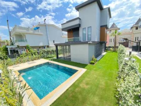 Single Detached Swimming Pool Underfloor Heating Luxury 4 1 Villa For Sale In Gümüldür