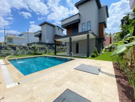 Single Detached Swimming Pool Underfloor Heating Luxury 4 1 Villa For Sale In Gümüldür