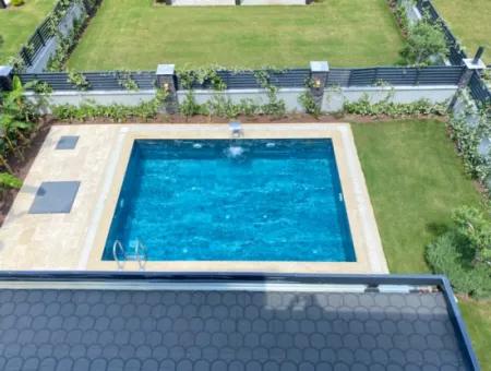 Single Detached Swimming Pool Underfloor Heating Luxury 4 1 Villa For Sale In Gümüldür