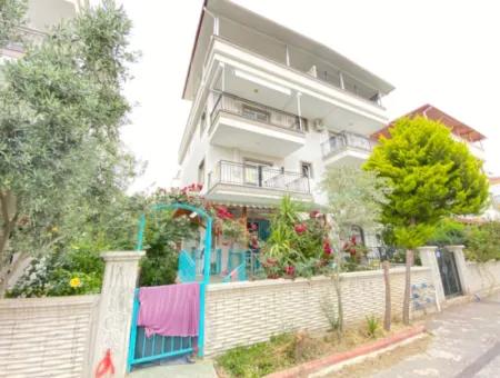 2 1 Apartment For Sale In The Center Of The Bazaar In Ürkmez 200M