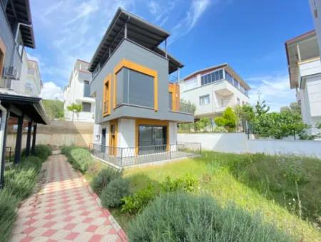 3 1 Villa For Sale In Ürkmez