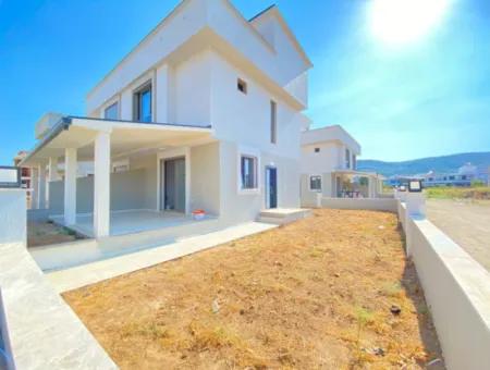 3 1 Villa For Sale Near The Sea With Large Garden In Doğanbey