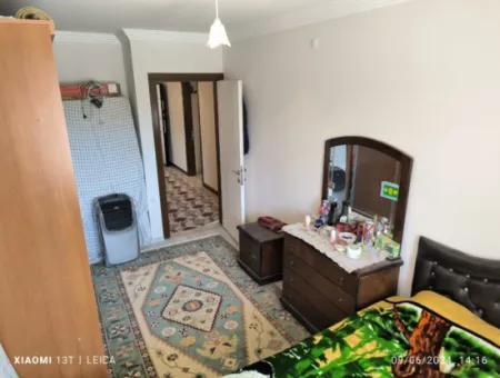 2 1 Apartment For Sale In The Center Of The Bazaar In Ürkmez