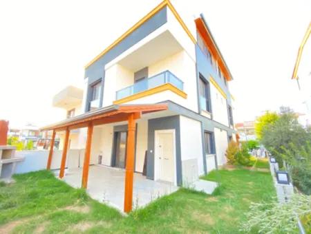 3 1 Villa For Sale In Doganbeyde With Garden Near The Sea