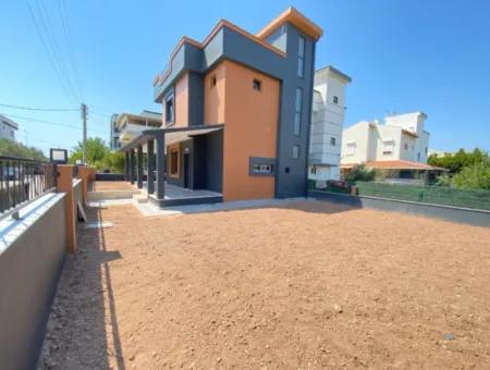 Doganbey Cumhuriyet Mah.de 3 1 Villa For Sale With Geneş Garden