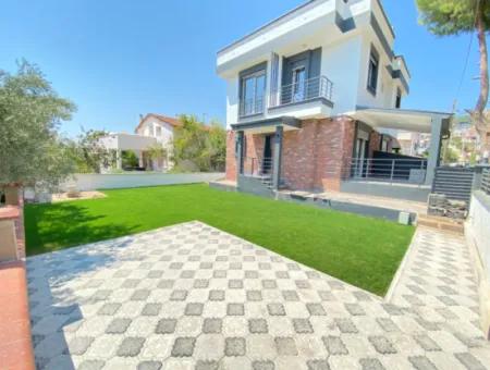 Doganbet Ataturk Mh.de 3 1 Villa For Sale With Full Sea Garden