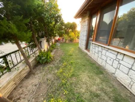 Ürkmez De Mustakil Detached Sea Luxury Garden For Sale 3 1 Villa