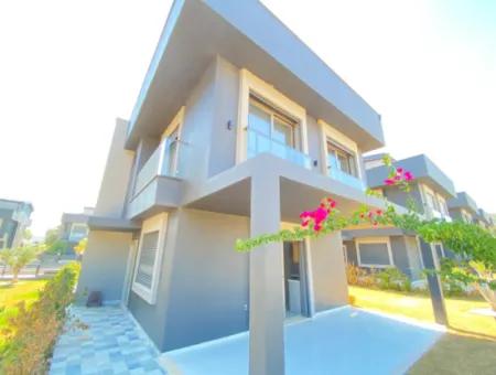 3 1 Villa For Sale By The Sea In Doğanbey