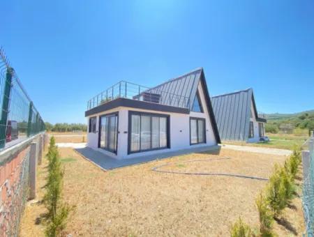 Prefabricated 2 1 Summer House For Sale In 300M2 Plot In Doganbey