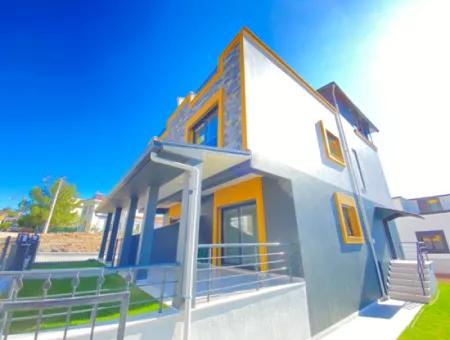 Luxury Villa For Sale In Seferihisar Payamlı With Separate Kitchen Garden 4 1 Villa