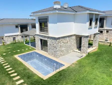 Single Detached Swimming Pool Underfloor Heating Luxury Sale 4 1 Villa In Seferihisar