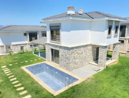 Single Detached Swimming Pool Underfloor Heating Luxury Sale 4 1 Villa In Seferihisar