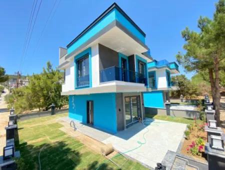 3 1 Villa For Sale With Sea And Nature View And Underfloor Heating In Doğanbey