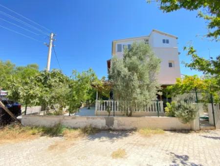 Doğanbey De Deniz Very Close Affordable Price Garden 4 1 Villa For Sale