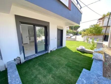 3 1 Villa For Sale With Very Large Garden In Corner Location In Özdere