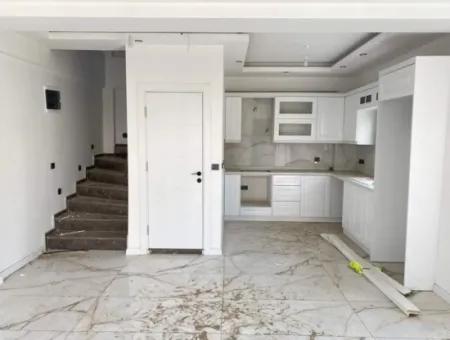 3 1 Villa For Sale With Very Large Garden In Corner Location In Özdere