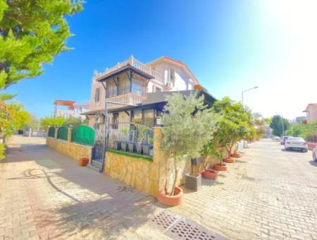 5 1 Villa For Sale With Detached Large Garden On The Sea Side In Ürkmez