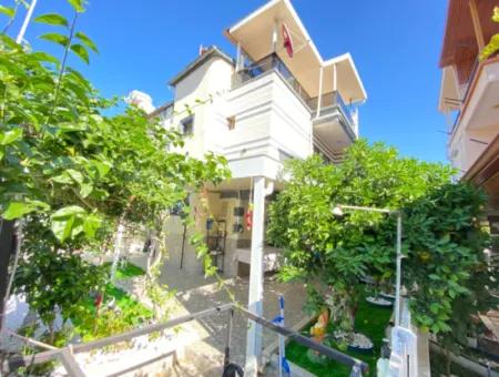 350M2 3 1 Villa To The Sea In The Center Of The Bazaar In Ürkmez