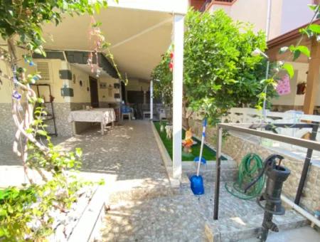 350M2 3 1 Villa To The Sea In The Center Of The Bazaar In Ürkmez