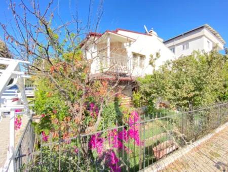 3 1 Villa For Sale With Garden Very Close To The Sea In Ürkmez