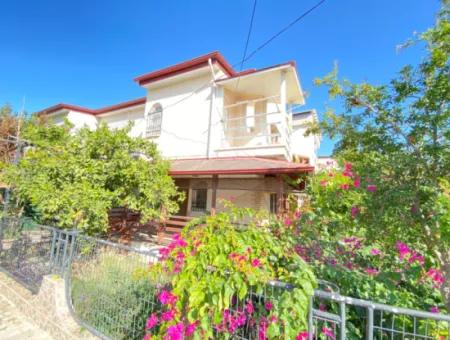 3 1 Villa For Sale With Garden Very Close To The Sea In Ürkmez