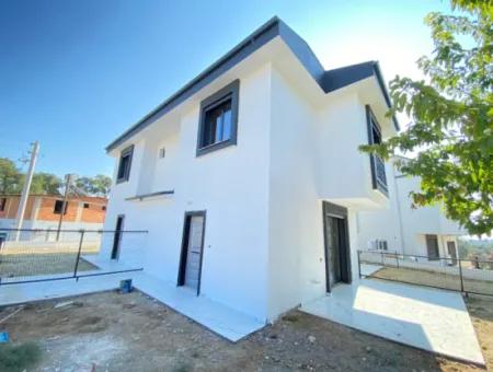 2 1 Villa For Sale Detached In Seferihisar Payamli