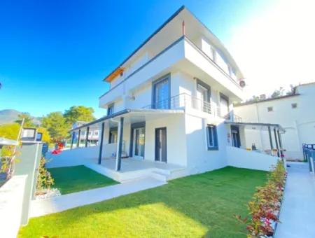 2 1 Villa For Sale With Garden In Doğanbey Payamli