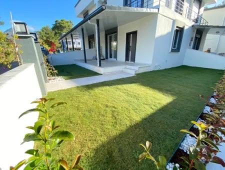 2 1 Villa For Sale With Garden In Doğanbey Payamli