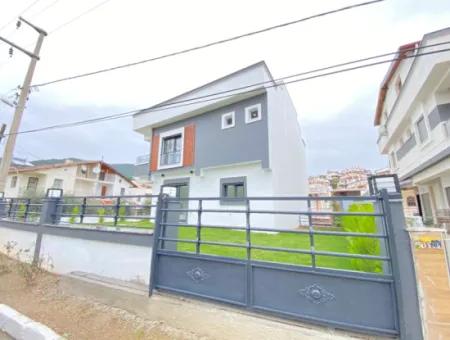 3 1 Villa For Sale Near The Sea In Ozdere