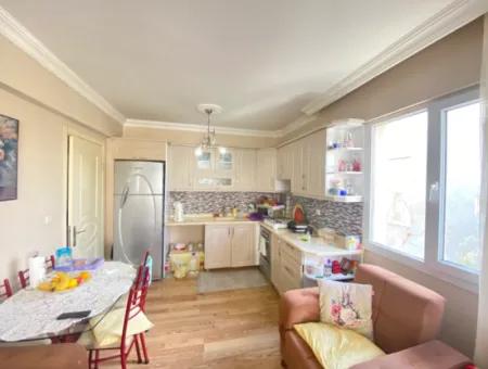 2 1 Apartment For Sale In The Center Of Ürkmez