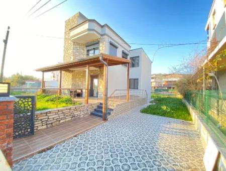 Single Detached 4 1 Villa For Sale Near The Sea In Doganbey