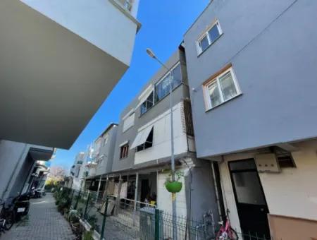 2 1 Apartment For Sale In Bazaar Very Close To The Sea In Ürkmez