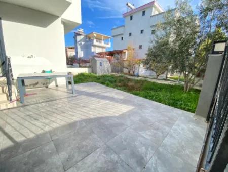 3 1 Villa For Sale With 750M2 Garden To The Sea In Doğanbey