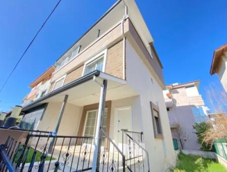 3 1 Villa For Sale In Seferihisar Payamlı With Garden Detached Close To The Sea