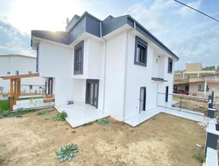 2 1 Villa For Sale Detached In Seferihisar Payamli