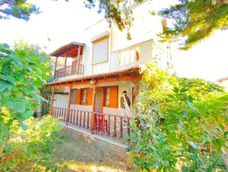 4 1 Villa For Sale Detached By The Sea In Ürkmez