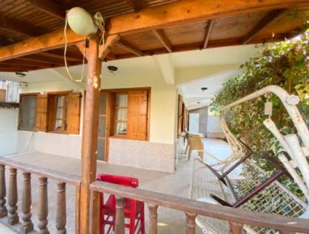 4 1 Villa For Sale Detached By The Sea In Ürkmez