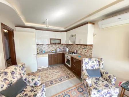 2 1 Apartment For Sale In The Center Of The Bazaar In Ürkmez