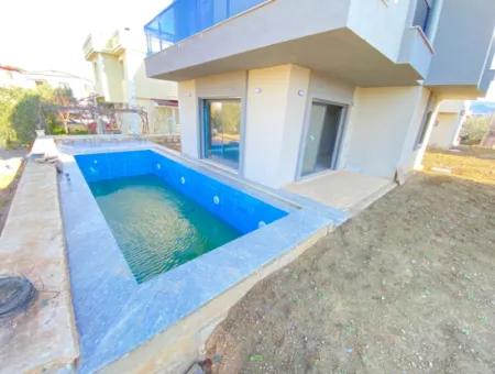 3 1 Villa For Sale With Underfloor Heating Pool In Doğanbey