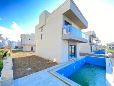 3 1 Villa For Sale With Underfloor Heating Pool In Doğanbey