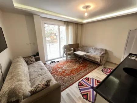 1 1 Apartment For Sale 70M2 With High Entrance And Detached Entrance In Seferihisar Ürkmez Center