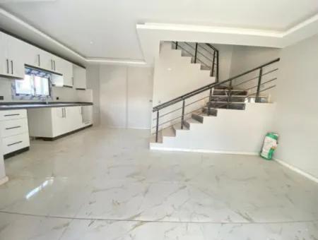 Payamlı Da Mustakil  Lükx Satılık 3+1 Villa