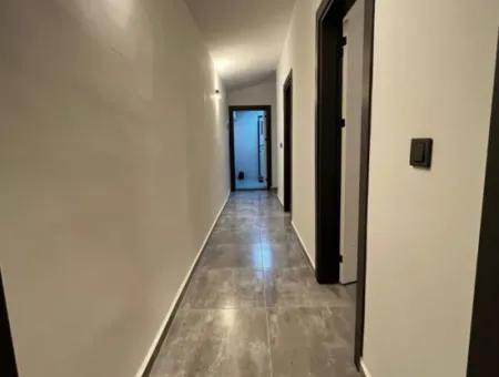 Doğanbey De Deniz Trafında Deniz 100 M2 Satılık 3+1 Villa