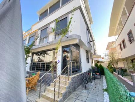 Doğanbey De Deniz Çok Yalın Satılık 3+1 Villa