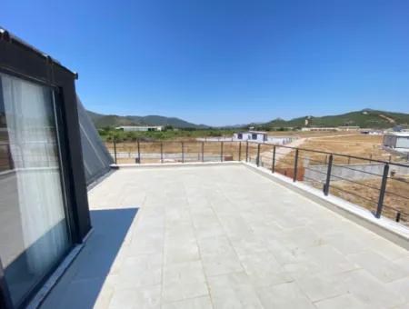 Doğanbey’de 300M2 Arsaiçinde Prefabrik Satılık 2+1 Yazlık