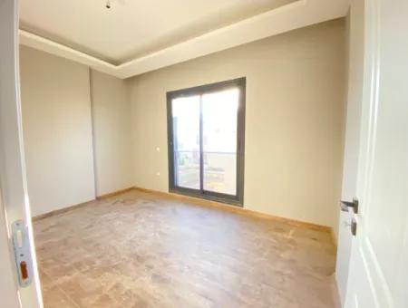 Doğanbey De 300M2 Arsa İçinde Tek Müstakil Havuzlu Satılık 3+1 Villa