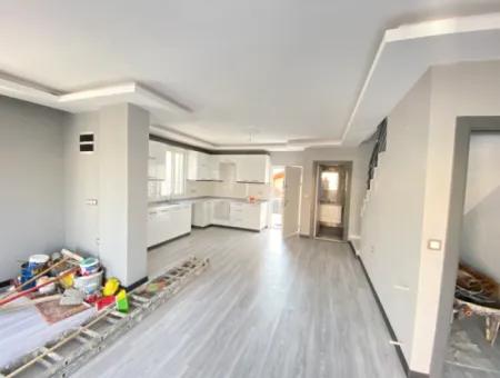 Doğanbey De 320M2 Arsaiçinde Tek Müstakil Satılık 3+1 Villa